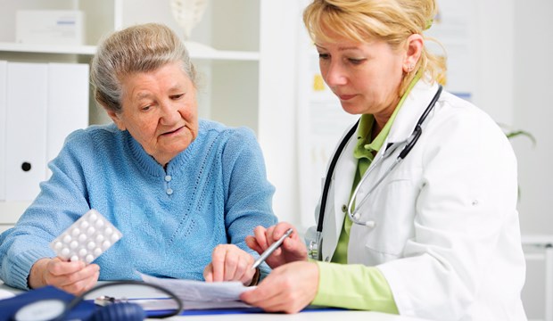 Kurze oder eingehende Beratung? Erörterung oder Fremdanamnese? Die GOÄ hat eine Lösung.