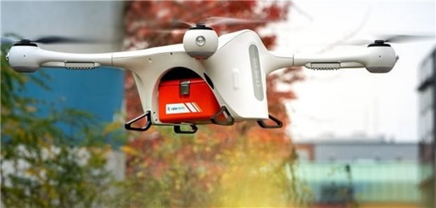 Proben kommen mit der Drohne ins Labor Labor Berlin holt die Proben bei den Kliniken mit der Drohne ab.