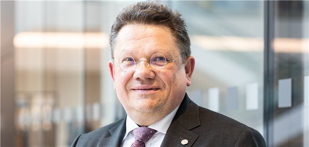 Gesundheitsminister will in Niedersachsen keine Krankenhäuser schließen Landesgesundheitsminister Andreas Philippi (SPD) wendet sich gegen Klinikschließungen in Niedersachsen. (Archivbild)