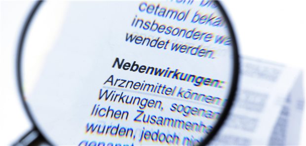 Lange Lektüre: Packungsbeilagen sind für Patienten oft böhmische Dörfer.