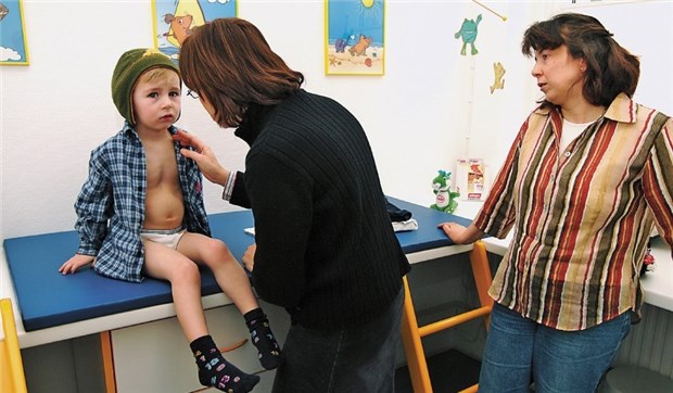 Wer schnell Antibiotika bekommt, will immer welche Leidet ein krankes Kind, kann dies vorschnell als Wunsch nach einem Antibiotikum fehlgedeutet werden.