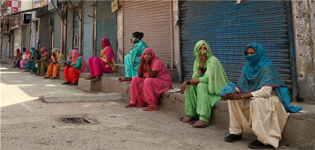 Was die massive Corona-Welle in Indien ausgelöst hat Lockdown in Indien: Die Maßnahmen trafen vor allem Menschen in prekären Verhältnissen schwer.