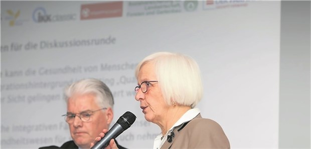 Gesundheitslotsen als interkulturelle Brückenbauer Lokale Ansprechpartner als „Brücke“? Eine gute Idee, findet Gudrun Heute-Bluhm vom Städtetag.