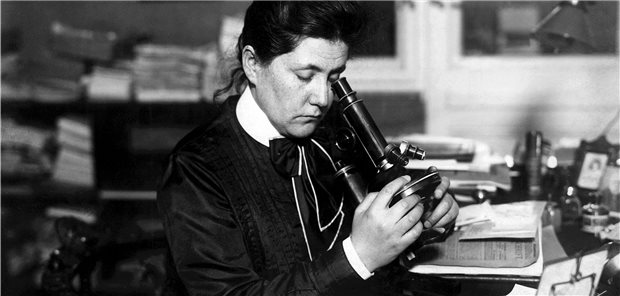 Für Lydia Rabinowitsch-Kempner waren Tuberkelbazillen Fluch und Segen Lydia Rabinowitsch-Kempner bei Laborarbeiten im Krankenhaus Berlin-Moabit (um 1920).