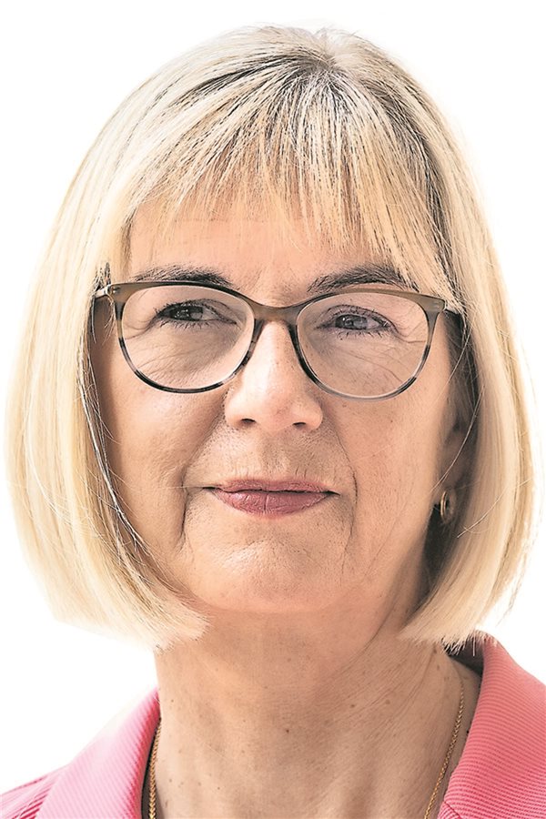 Warum die Ärzteschaft das GKV-Spargesetz in die Nachdenkschleife schicken will MB-Chefin und Ärztin Dr. Susanne Johna