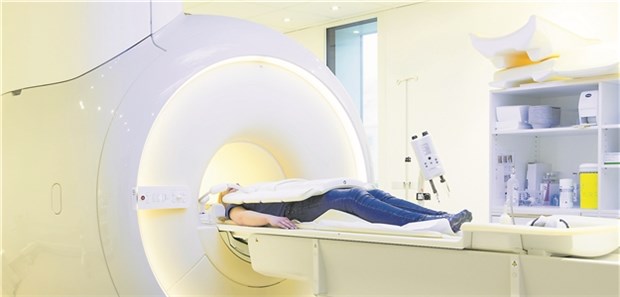 MRT, Stressecho oder CT-Angiografie: Forscher haben untersucht, welches Verfahren sich zur Abklärung von Brustschmerz bei Niedrigrisikopatienten am besten eignet.