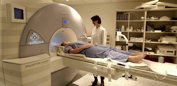 MRT: "Die Deutschen sind gut durchleuchtet" MRT am Klinikum Großhadern: Deutschland ist weltweit Spitzenreiter bei der Zahl der Untersuchung.