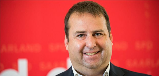 Saarlands Gesundheitsminister erwartet Verbesserungen für Länder Magnus Jung, Minister für Gesundheit im Saarland, erwartet Leistungskonzentrationen bei den Kliniken. Standortschließungen lehnt er aber ab.