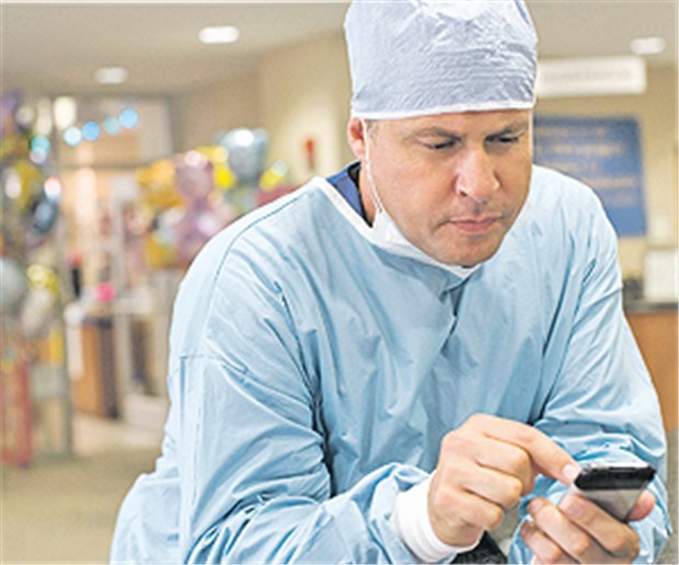 Jeder dritte Arzt verschickt Patientendaten via Apps Mal kurz mit dem Kollegen via App-Messenger gechattet? Dabei werden von britischen Klinikärzten oft auch sensiblePatientendaten ausgetauscht.