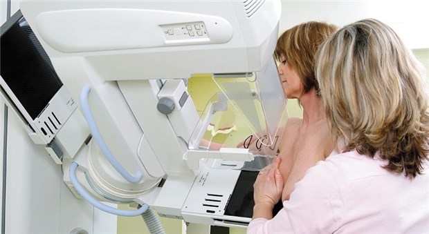 "Röntgen spürt kleine Brusttumoren auf" Mammografie zur Krebsfrüherkennung ist ein wichtiges Thema beim Gyn Update.
