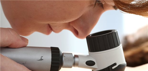 Man muss davon ausgehen, dass wegen versäumter Screening-Termine die „nachzuholenden“ Diagnosen „zu einer Zunahme von fortgeschrittenen Krebserkrankungen mit zumeist geringerer Heilungschance und in Folge höherer Sterblichkeit führen werden“, heißt es auf Basis von Auswertungen des Saarländischen Krebsregisters.