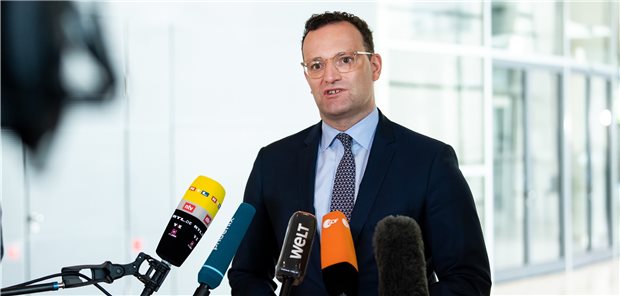 Spahn for CDU-Parteichef Manche Parteifreunde sähen gerne Gesundheitsminister Spahn an der Spitze der CDU.