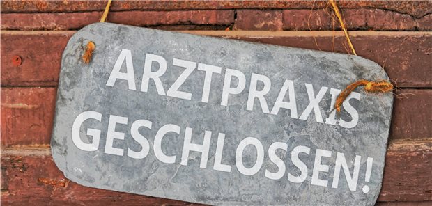 Manchen Praxen fehlen wegen Omikron die Mitarbeiter. Die Ausfälle bedrohen teilweise schon den Praxisbetrieb.
