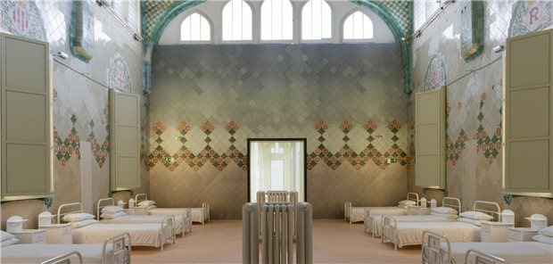 Manches im Gesundheitswesen scheint spukhaft, nur wie damit umgehen? Jedenfalls hier dürfte es nicht spuken, im Hospital de la Santa Creu i Sant Pau in Barcelona.

