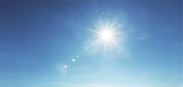 Sonne am Himmel