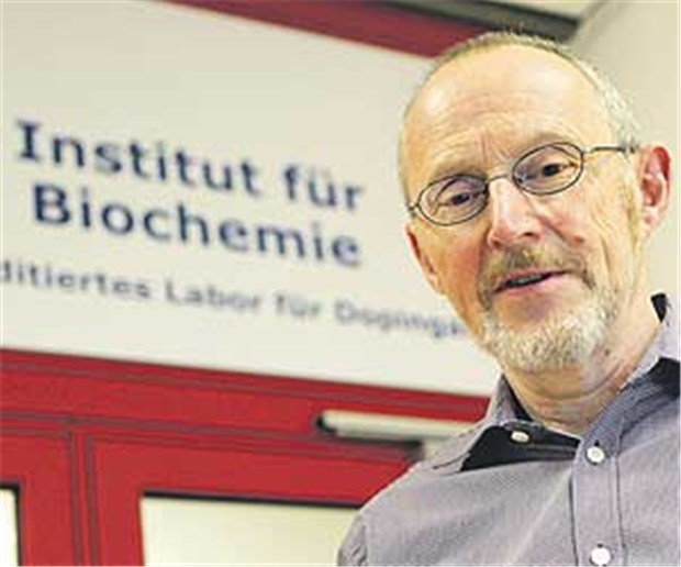 Unermüdlich auf der Jagd nach Doping-Sündern Mann für alle Fälle gegen Dopingsünder: der Biochemiker Professor Wilhelm Schänzer von der Sporthochschule Köln.