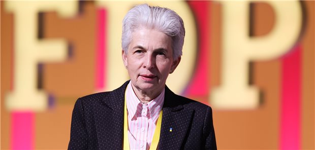 Strack-Zimmermann: IKRK muss Schicksal Vermisster aufklären Marie-Agnes Strack-Zimmermann (FDP): Die Vorsitzende des Verteidigungsausschusses kritisiert die Rolle des Roten Kreuzes im Ukraine-Krieg. (Archivbild)