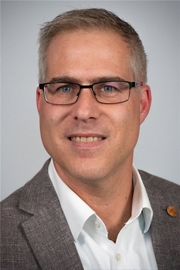 BeOne-Chef Völkl: „Das Forschungsgesetz bietet Anreize, mehr klinische Studien in Deutschland durchz Martin Völkl, seit 2021 General Manager Germany & Austria bei BeOne Medicines, ehemals BeiGene.Von 2019-2020 war er als General Manager bei Portola Pharmaceuticals tätig.Von 2007-2019 fungierte er als Director Market Access & Corporate Affairs bei Celgene.