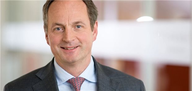 apoBank will bei Kreditvergabe auf ökologischen Fußabdruck achten Matthias Schellenberg, Vorstandsvorsitzender der apoBank, sieht das Institut auf gutem Weg zu einem nachhaltigen Wirtschaften.