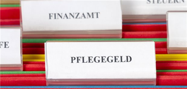 Forderung nach rückwirkender Anhebung des Pflegegeldes Mehr Pflegegeld – und das auch für die vergangenen Monate: Die hohen Kosten machten eine Anpassung schnell nötig, sagt Schleswig-Holsteins Sozialministerin.