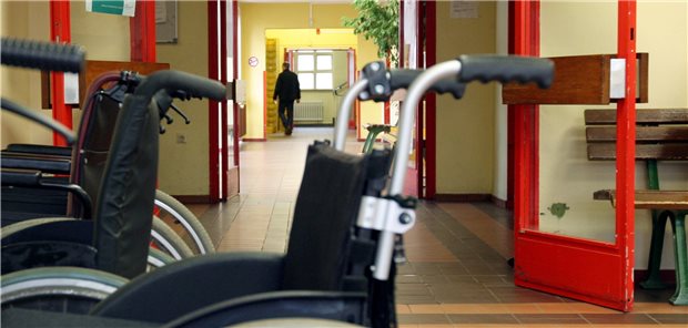 Menschen mit Behinderungen: „Ich bin seit letztem März in Selbstisolation“ Menschen mit Behinderungen leiden zunehmend unter ihrer Corona-bedingten Einsamkeit. Selbstisolation ist oft ihr einziger Schutz.