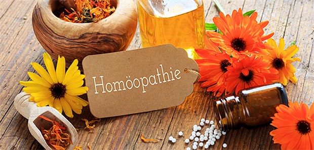 Warum Verschwörungstheoretiker die Alternativmedizin lieben Menschen mit ausgeprägter Verschwörungsmentalität bewerten alternative Methoden wie Homöopathie positiver und nutzen diese häufiger, so eine Studie.