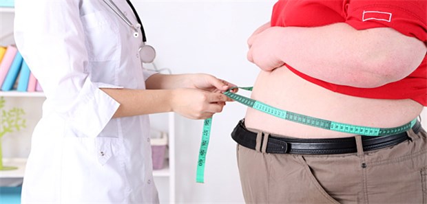 Diabetes-Patienten sollen früher entdeckt werden Messen des Bauchumfangs: Bei Teilnehmern eines Pilot-Projekts in Schleswig-Holstein reduzierten sich Taillenumfang und Gewicht.