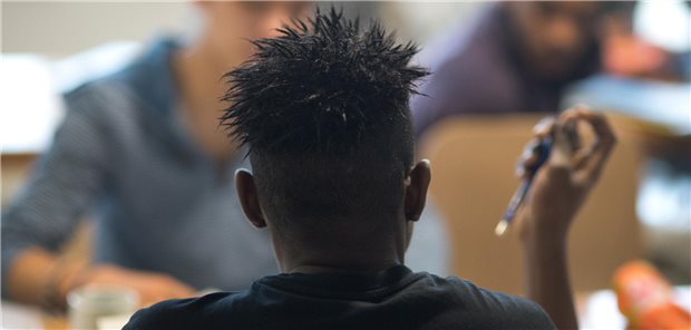 Minderjährige Flüchtlingen darf nur mit besonderer Begründung eine wichtige medizinische Behandlung verweigert werden.