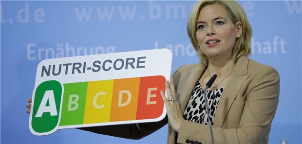 Der Nutri-Score soll‘s sein Ministerin mit Ampel: Die Bundesbürger präferieren den Nutri-Score.