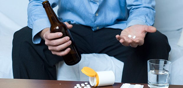 'Gehirndoping' bei der Arbeit nimmt zu Mit Alkohol und Pillen intus gehen viele in die Arbeit.