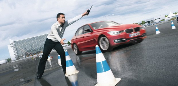 Fahrfreude pur: Gewinnen Sie ein BMW Fahrertraining. Mit BMW zum Fahrertraining in München.