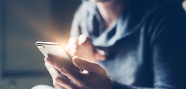 Mit E-Akten auf dem Smartphone soll der Patient zum Souverän seiner Gesundheitsdaten werden.