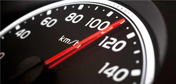 Klinik-Atlas überzeugt in neuer Version erst recht nicht Mit Vollgas gegen die Wand? Die Strukturdaten des Bundes-Klinik-Atlas‘ werden immer dünner.