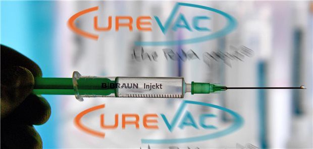 Pharmahersteller Curevac streicht fast jeden dritten Job Mit dem Verkauf der Rechte an seinen mRNA-Grippe- und Covid-19-Impfstoffen an GSK sichert sich Curevac dringend benötigtes Geld