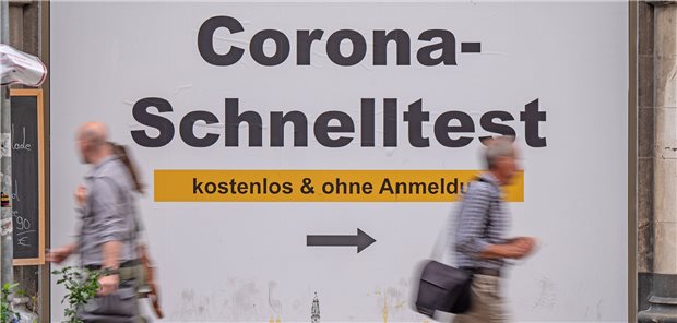 Geplanter Stopp für kostenlose Corona-Schnelltests stößt auf Widerstand Mit den kostenlosen Coronaschnelltests könnte es bald vorbei sein.