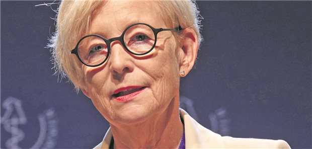 Kaspar-Roos-Medaille für Lundershausen Mit der Kaspar-Roos-Medaille ausgezeichnet: Dr. Ellen Lundershausen.