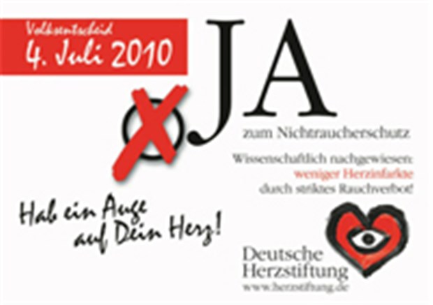 Herzstiftung stützt Volksentscheid zum Nichtrauchen Mit diesem Plakat wirbt die Stiftung in Bayern für Nichtraucherschutz.