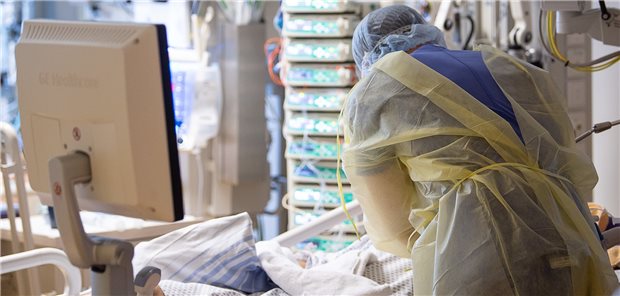Corona-Prämie 2.0 für Pflegebeschäftigte aus 1000 Kliniken Mit einem Bonus soll die besondere Belastung von Pflegefachkräften im vergangenen Pandemiejahr gewürdigt werden.