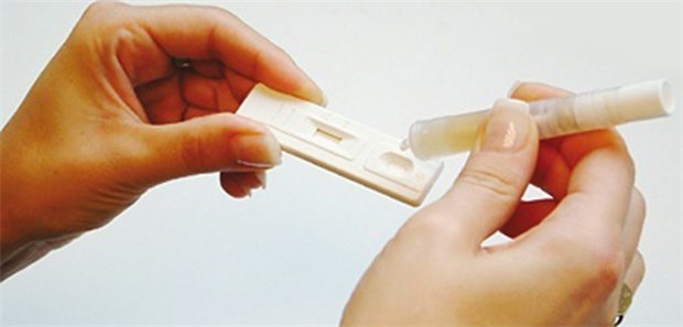 Mit einem immunbiologischen Test können Versicherte ihr Darmkrebsrisiko überprüfen lassen.