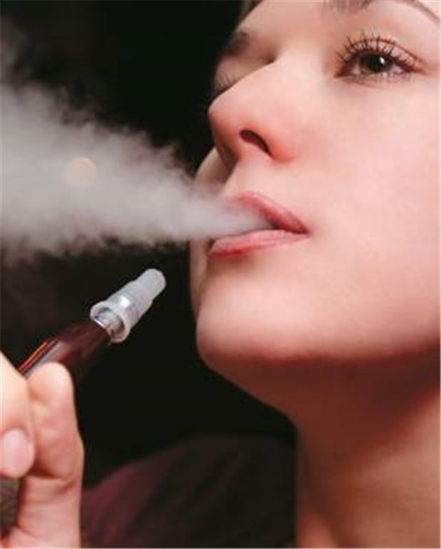 Erfolg mit Nikotinersatztherapie und intensiver Verhaltenstherapie Mit einer Wasserpfeife werden so viel Nikotin und Schadstoffe inhaliert wie durch zehn filterlose Zigaretten.