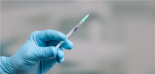 Mit einer therapeutischen Impfung soll das Immunsystem angeregt werden, Krebszellen zu zerstören.