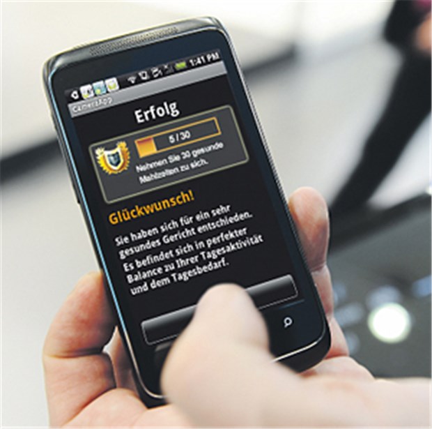 Handys werden zu Präventions-Alleskönnern Mit interaktiven Elementen und Anreizen sollen Versicherte in Zukunft zu Prävention motiviert werden.
