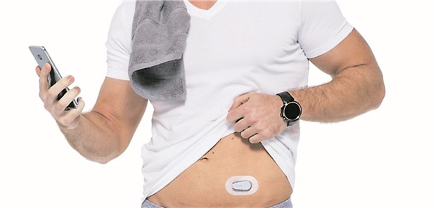 Mit seinem Smartphone kann der Patient auf die ermittelten Daten und Prozesse zugreifen.