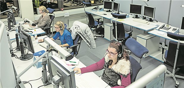Mitarbeiter der Firma Gedikom, einer KV-Tochter, die den Bereitschaftsdienst in Bayern organisiert.
