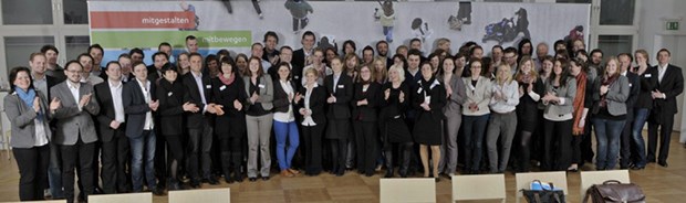 Mitgestaltung der Gesundheitsversorgung von morgen durch kreativen Nachwuchs: Das Young Lions Gesundheitsparlament, das Janssen initiiert hat und das sich inzwischen konstituiert hat.