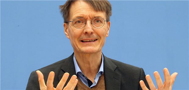 So will Lauterbach der Digitalisierung in Praxen einen kräftigen Schub geben „Moderne Medizin braucht digitale Hilfe“: Gesundheitsminister Karl Lauterbach stellte am Donnerstag in Berlin eine Digitalisierungsstrategie vor.