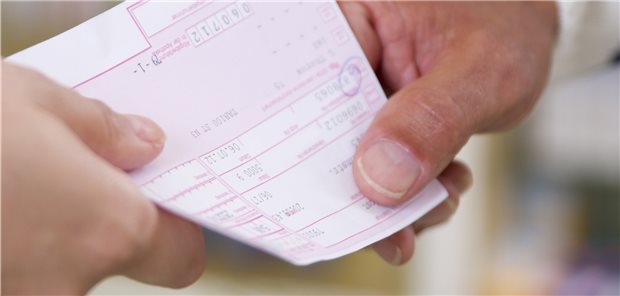 Muster 16 sollte ab Januar eigentlich nur als Notlösung bei z. B. einem TI-Ausfall in der Schublade liegen. Nun darf es in jedem Fall noch bis zum 30. Juni 2022 ausgestellt werden.