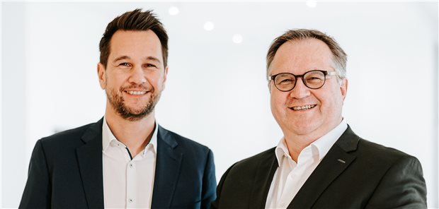 „Nach billig kommt irgendwann gar nichts mehr.“ Christian Hilmer und Dr. Holger Bartz von Janssen Deutschland wollen bei Arzneien über den gesamten Wert für die Gesellschaft sprechen.
