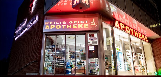 Auch Säugling starb an Organversagen Nach dem Tod durch eine vergiftete Arznei aus einer Kölner Apotheke ist nach der Mutter auch das tote Baby obduziert worden.