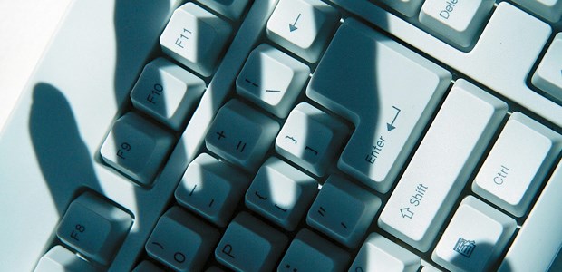 Wie sicher kann die Gesundheitskarte sein? Nach den Enthüllungen Snowdens gibt es kaum mehr Daten, bei denen der NSA nicht heimlich mitliest.